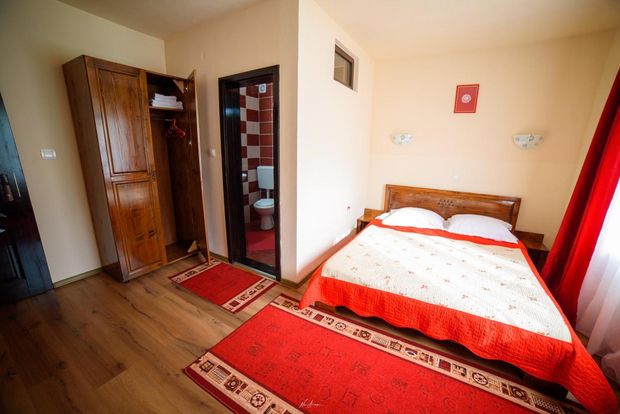 Casa Alina Villa อาริเอเชนิ ภายนอก รูปภาพ